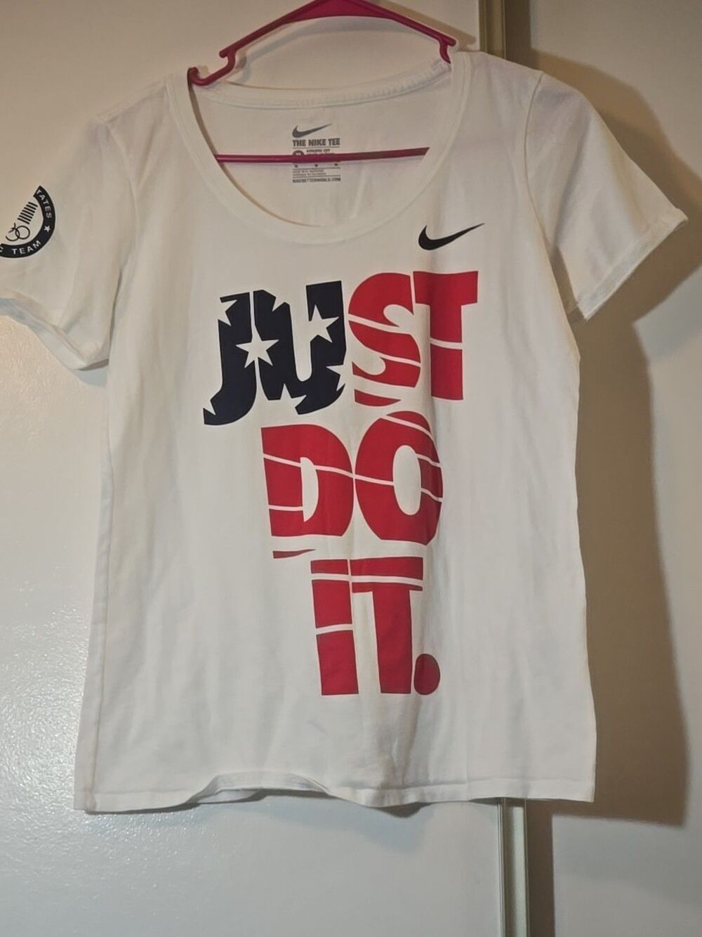 Nike USA Olympics Just Do It Women's Shirt Medium The Nike Tee AMERICA Red Blue